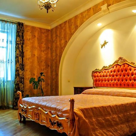 Apartment Na Rynok Square Lviv Exterior photo